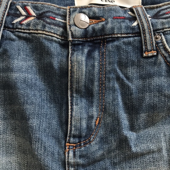 Amazing Mini Else Denim skirt with Embroidered Arrow detail at waist line. EUC! - Picture 11 of 11